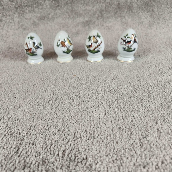 Herend Rothschild Bird Porcelain Egg Salt Pepper Shakers Set of 4 Hungary